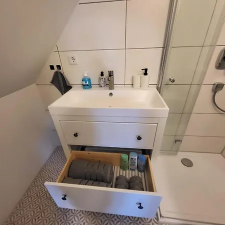 Messe- Und Am Ponyhof Apartamento *